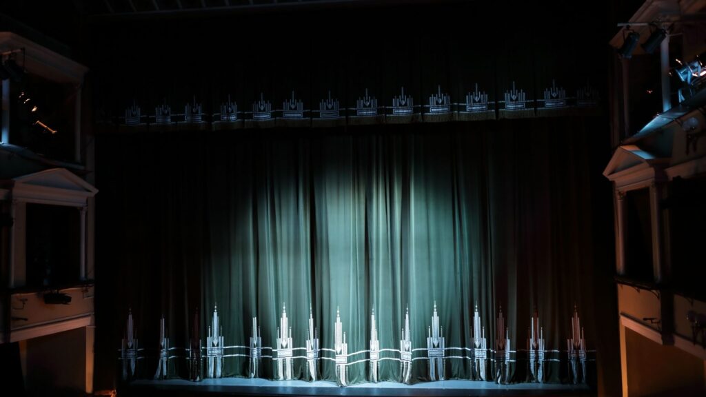 how to become a musical theatre producer