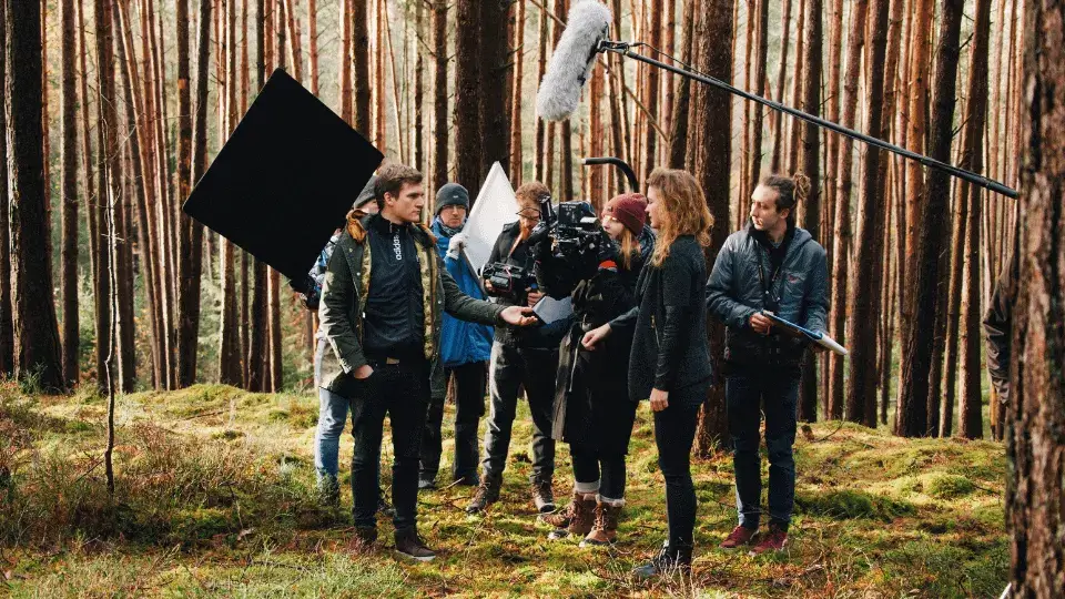 how to become a film production runner